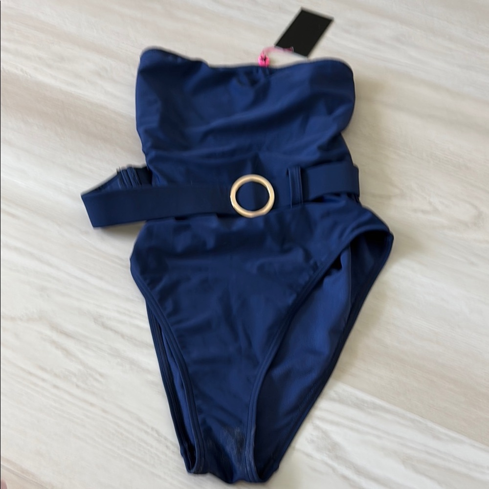 South Beach size 8 NWT one piece swim